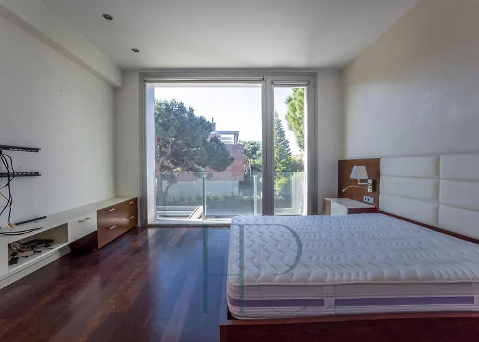Gavamar Villa *